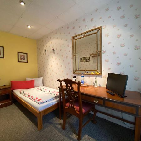 Pension Zum Blumchen Schwerin  Extérieur photo