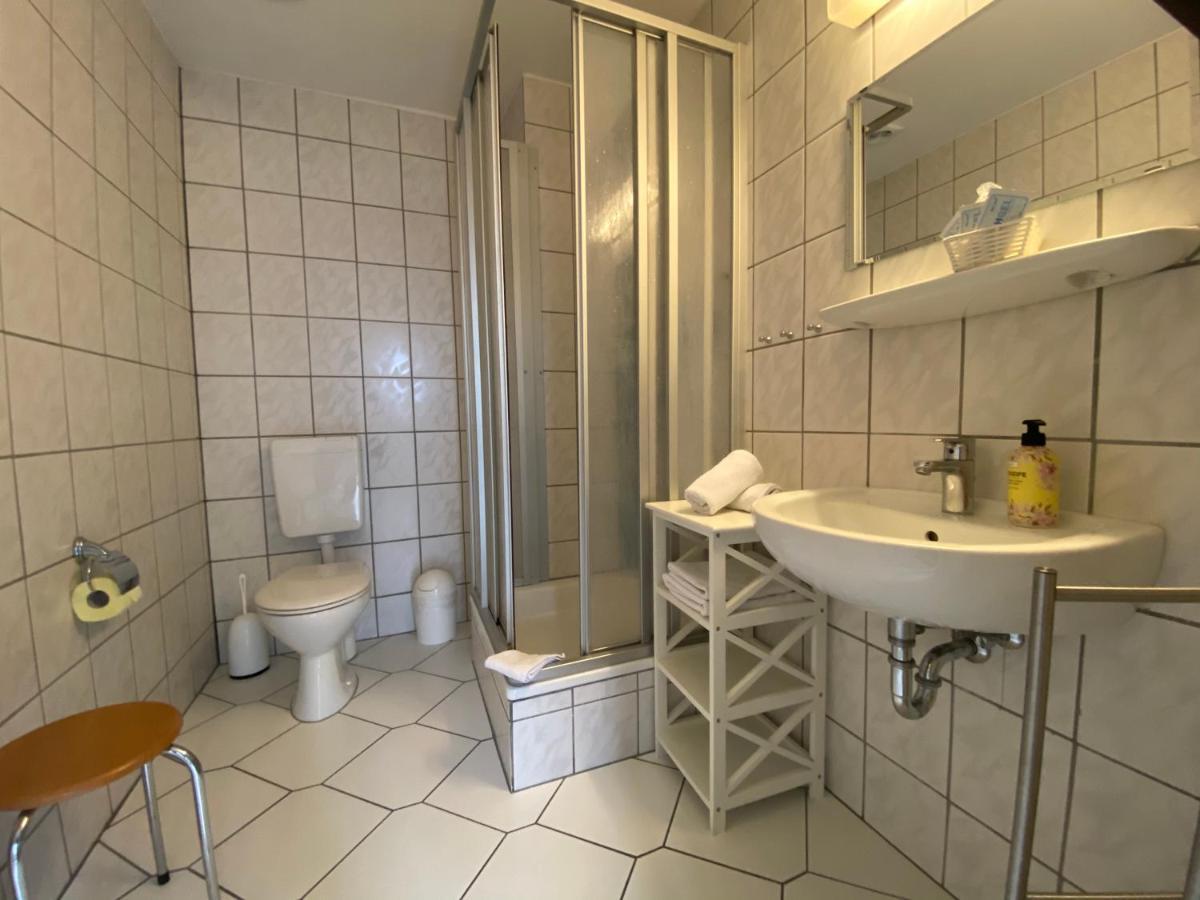 Pension Zum Blumchen Schwerin  Extérieur photo